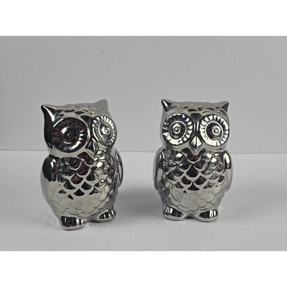 Vintage Pewter Silver Color Owl Salt And Pepper Shakers 3.75" Tall